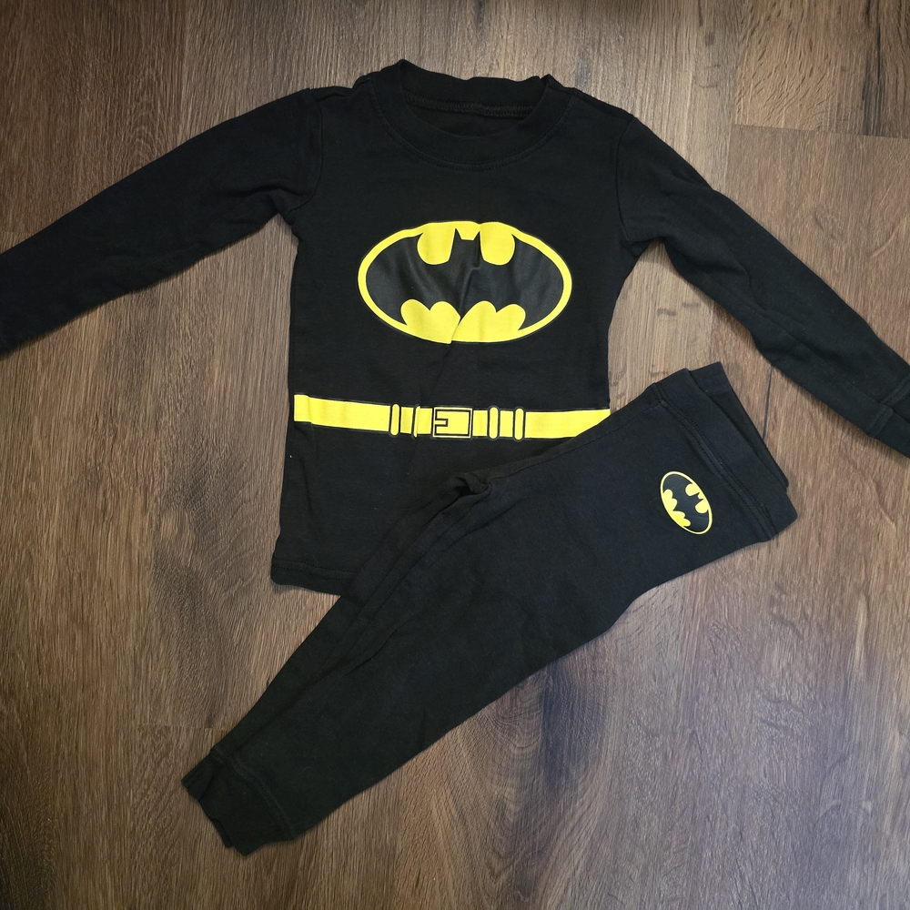 Batman Black and Yellow Logo Shirt